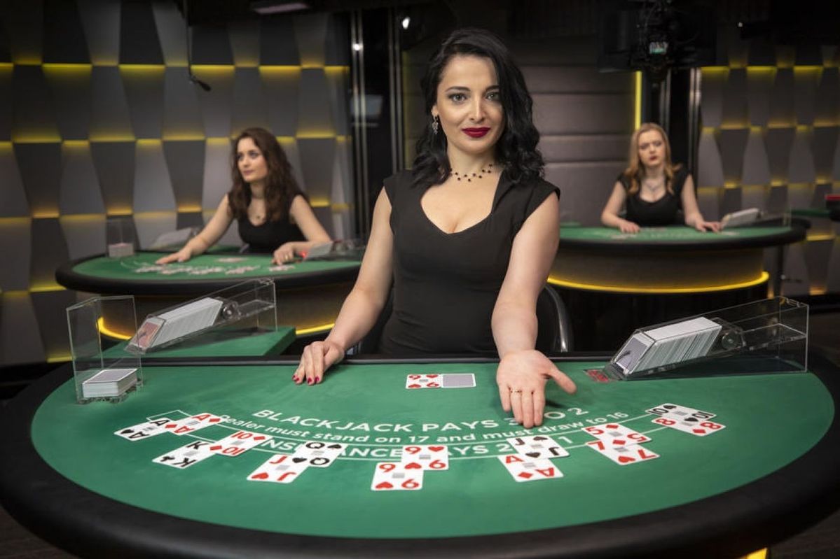Live Dealer Casinos Welcome Bonus